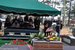 Last-Salute-military-funeral-guard-178