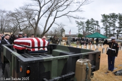 Last-Salute-military-funeral-guard-69