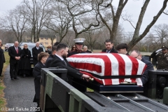 Last-Salute-military-funeral-guard-70