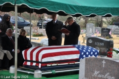 Last-Salute-military-funeral-guard-82