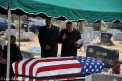 Last-Salute-military-funeral-guard-87