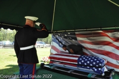 Last-Salute-military-funeral-honor-guard-0137