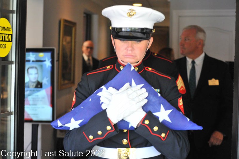 Last-Salute-military-funeral-honor-guard-8007