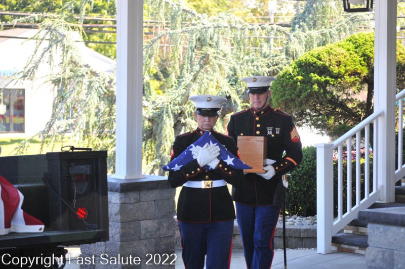 Last-Salute-military-funeral-honor-guard-8009