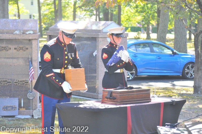 Last-Salute-military-funeral-honor-guard-8031