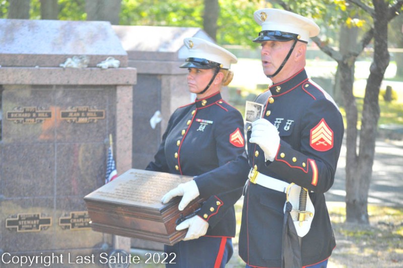 Last-Salute-military-funeral-honor-guard-8047