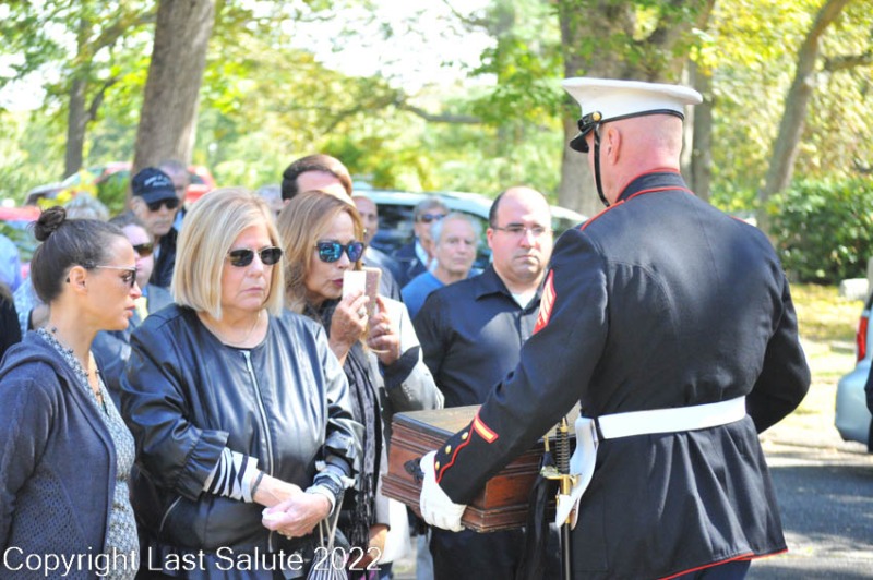 Last-Salute-military-funeral-honor-guard-8055
