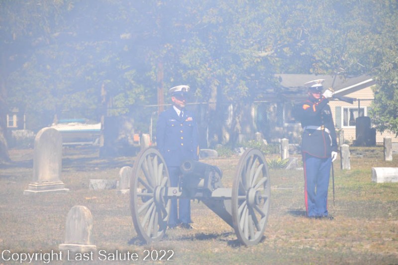 Last-Salute-military-funeral-honor-guard-8077