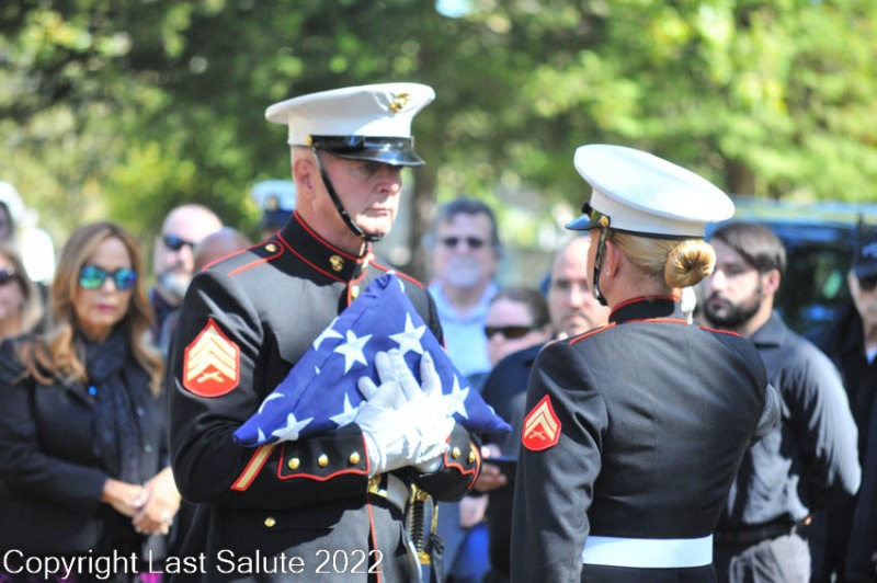Last-Salute-military-funeral-honor-guard-8098