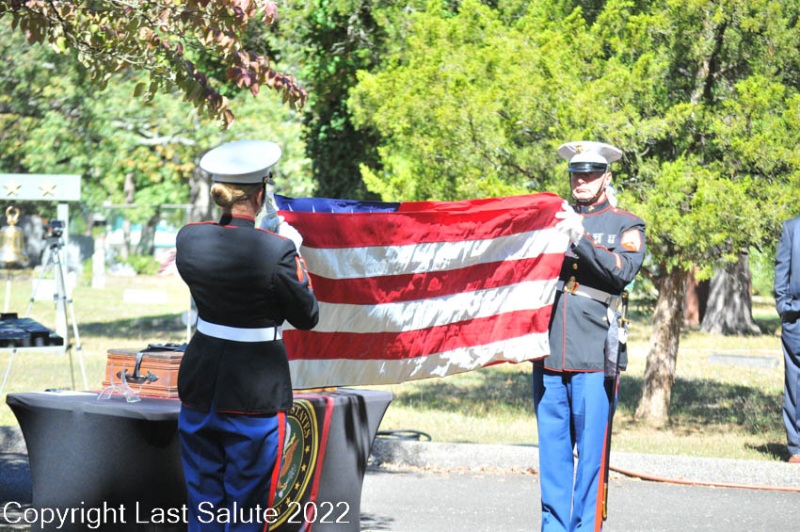 Last-Salute-military-funeral-honor-guard-8117
