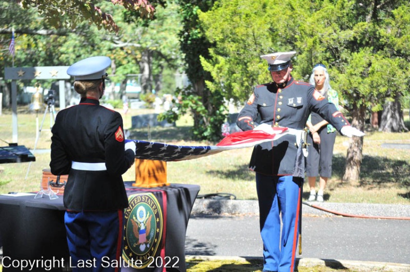 Last-Salute-military-funeral-honor-guard-8128