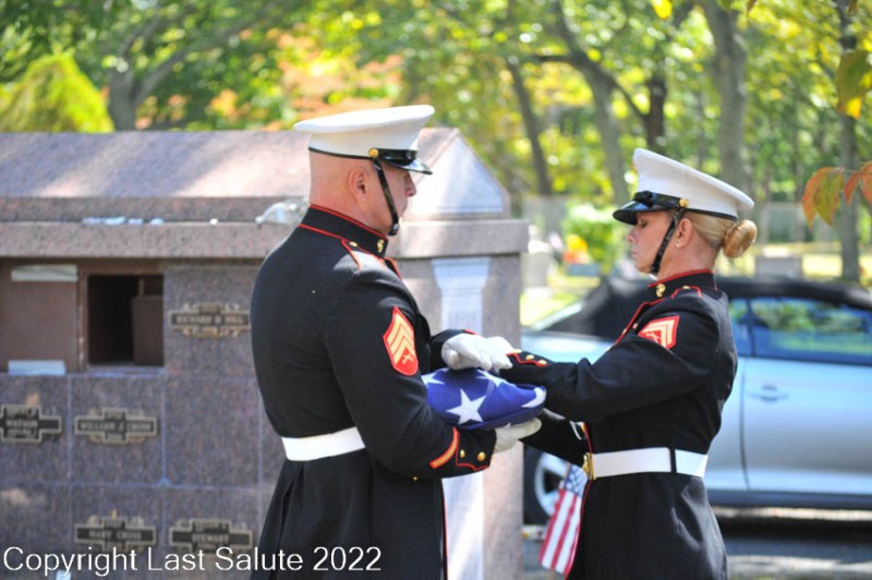 Last-Salute-military-funeral-honor-guard-8142