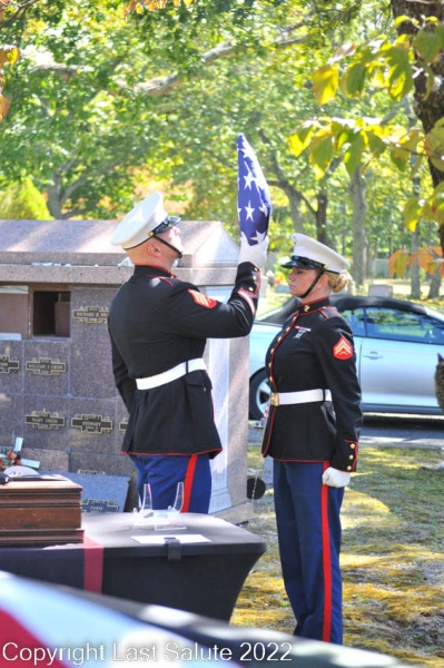 Last-Salute-military-funeral-honor-guard-8151