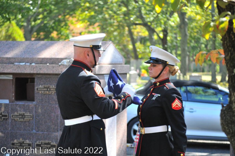 Last-Salute-military-funeral-honor-guard-8155
