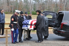 Last-Salute-military-funeral-guard-10