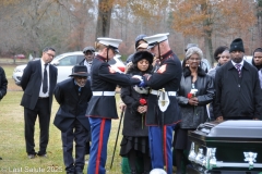 Last-Salute-military-funeral-guard-105
