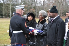 Last-Salute-military-funeral-guard-118