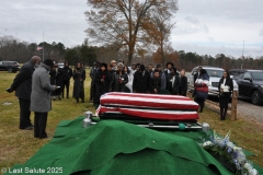 Last-Salute-military-funeral-guard-15