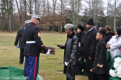 Last-Salute-military-funeral-guard-35