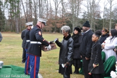 Last-Salute-military-funeral-guard-42