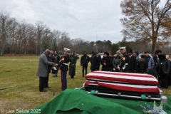 Last-Salute-military-funeral-guard-48