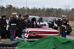 Last-Salute-military-funeral-guard-73