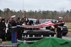 Last-Salute-military-funeral-guard-74