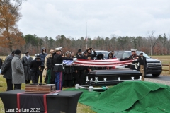 Last-Salute-military-funeral-guard-75