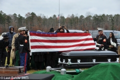 Last-Salute-military-funeral-guard-77
