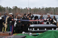 Last-Salute-military-funeral-guard-78
