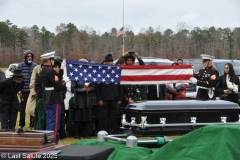 Last-Salute-military-funeral-guard-80