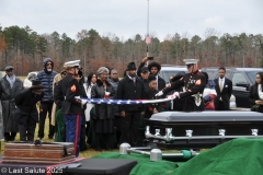 Last-Salute-military-funeral-guard-89