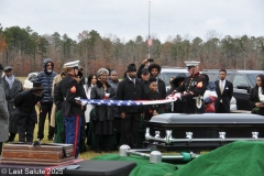 Last-Salute-military-funeral-guard-90