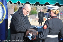 Last-Salute-military-funeral-honor-guard-70