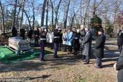 Last-Salute-military-funeral-guard-126