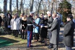 Last-Salute-military-funeral-guard-131