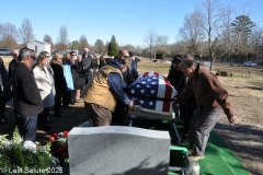 Last-Salute-military-funeral-guard-15