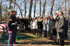 Last-Salute-military-funeral-guard-42