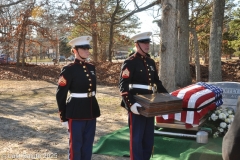 Last-Salute-military-funeral-guard-43
