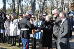 Last-Salute-military-funeral-guard-45