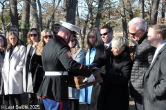 Last-Salute-military-funeral-guard-47