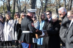 Last-Salute-military-funeral-guard-49