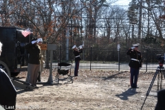 Last-Salute-military-funeral-guard-67