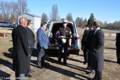 Last-Salute-military-funeral-guard-7