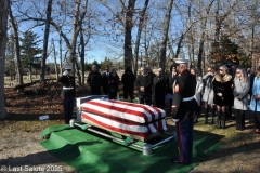 Last-Salute-military-funeral-guard-71
