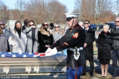 Last-Salute-military-funeral-guard-91
