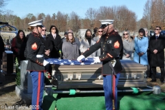 Last-Salute-military-funeral-guard-97