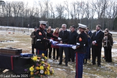 Last-Salute-military-funeral-guard-120
