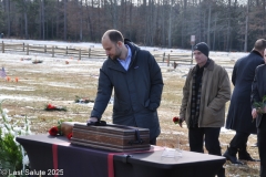 Last-Salute-military-funeral-guard-165