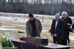 Last-Salute-military-funeral-guard-166